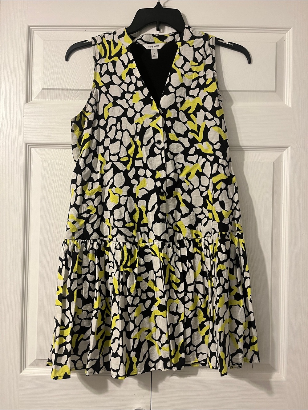 Nine West Womens' Black, White & Yellow Printed Sleeveless Dress